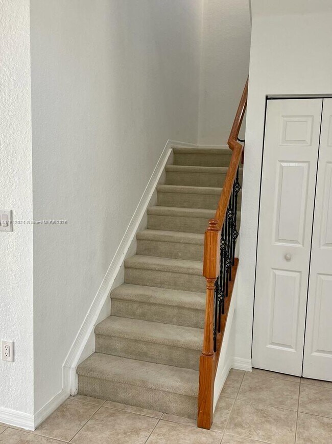 14934 SW 41st Ln, Miami, FL 33185 - photo 7