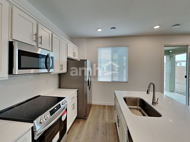 6185 W Calle Lingo, Tucson, AZ 85742 - photo 3