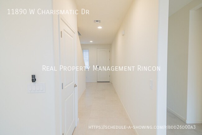 11890 W Charismatic Dr, Marana, AZ 85653 - photo 6