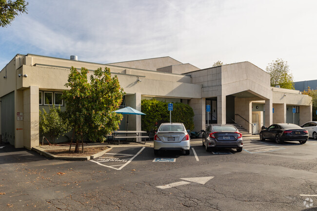 Hope Technology School embodies principles that demonstrate fresh thinking about education.