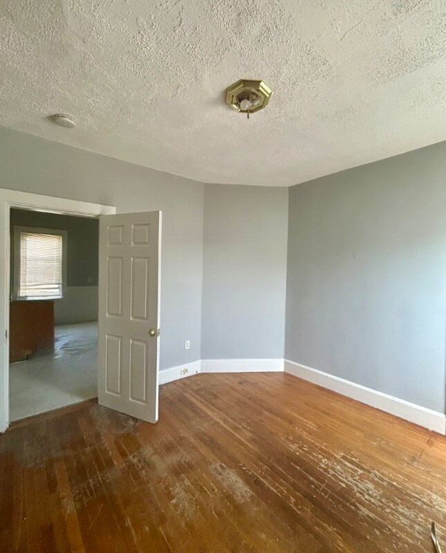 92 Elliot St unit 92 Elliot st Unit 3, Brockton, MA 02302 - photo 6