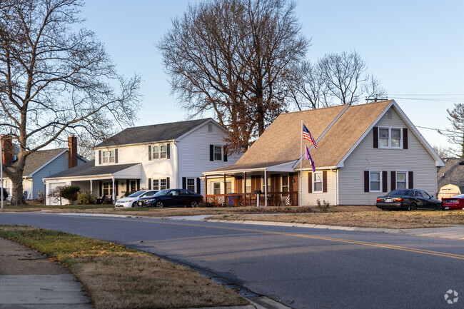 Buckingham is a diverse and family friendly neighborhood in Bowie.