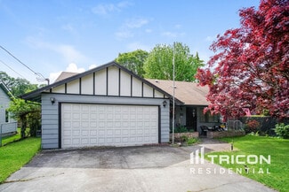 415 S 17th St, St. Helens, OR 97051