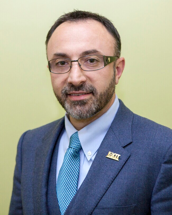 Agent Photo