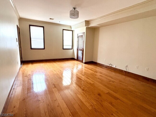 168 Pacific St unit 1, Newark, NJ 07105 - photo 3