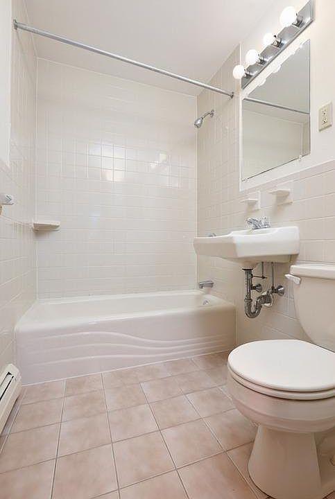 268 Grove St unit 2, Auburndale, MA 02466 - photo 6