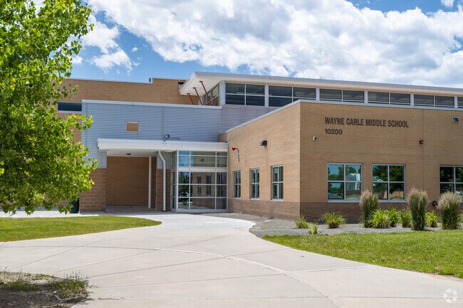 Wayne Carle Middle School is an above average school in Broomfield with a B on Niche.com.