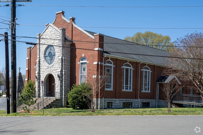 You can find many houses of worship within the Old West Durham neighborhood.