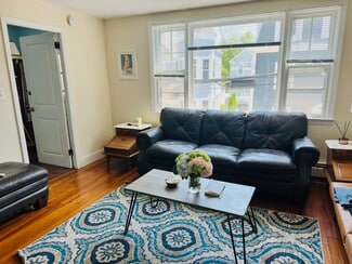 38 Howard St Unit 2, Newport, RI 02840