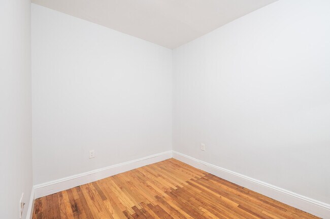 49 Worthington St unit 22, Boston, MA 02120 - photo 3