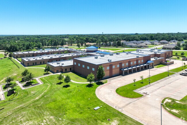 Lindale Junior High School is the only middle school in the Lindale Independent School District and includes a dedicated Gifted & Talented program.