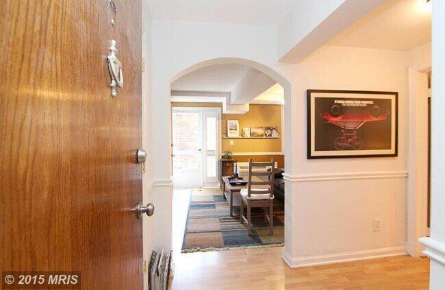 4481 Macarthur Blvd NW unit B1, Washington, DC 20007 - photo 2