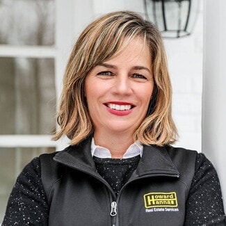Suzanne Deering