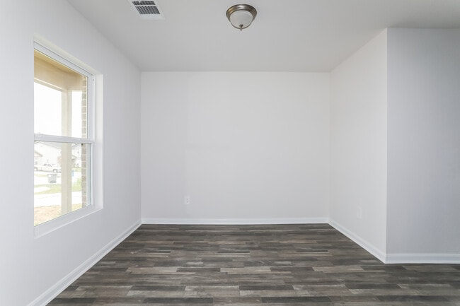 14141 Harlequin Dr, Willis, TX 77318 - photo 2