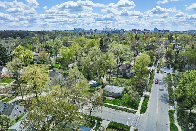 Northside is just a short distance from Kerrytown and Downtown Ann Arbor.