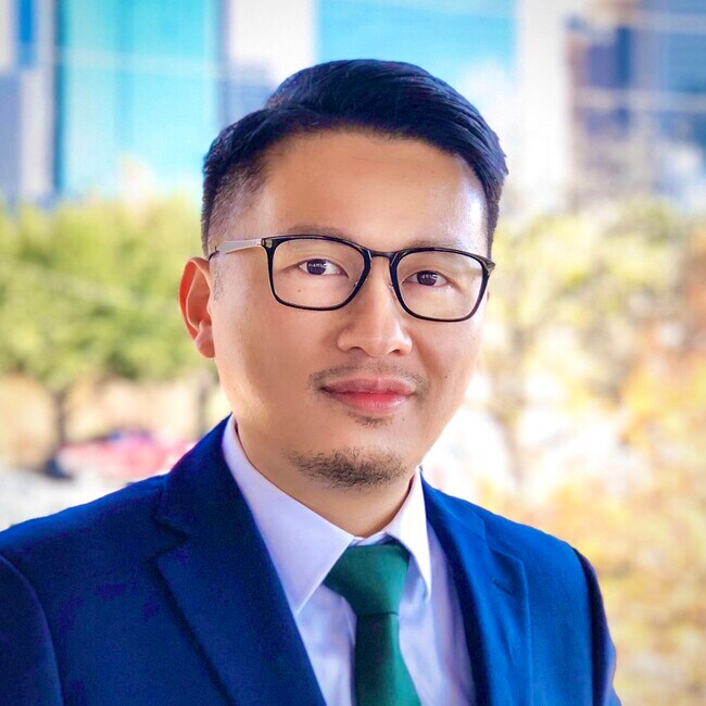 Agent Photo