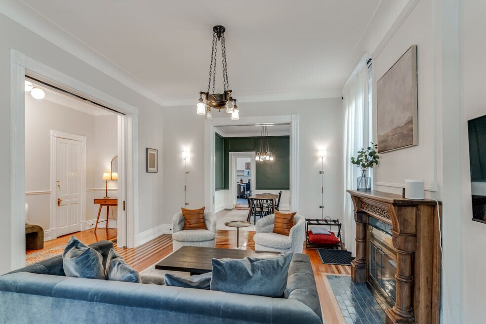 351 Thrall St unit ID1234536P, Cincinnati, OH 45220 - photo 1