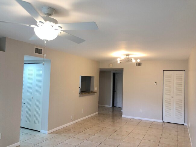 729 NW 92nd Ave unit 729, Plantation, FL 33324 - photo 4
