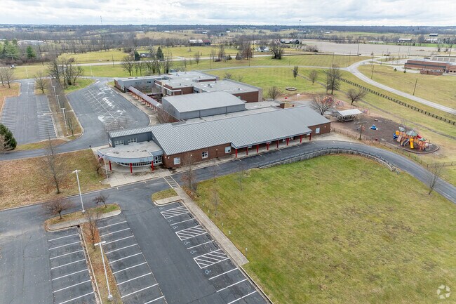 The student population of Western Elementary School is 644 and the school serves K-5.