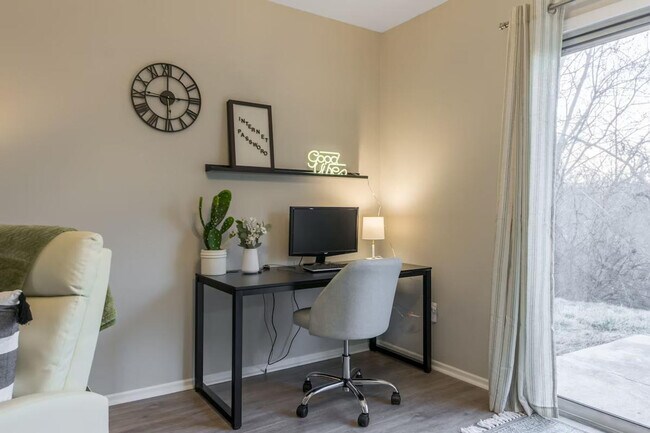 499 Suddarth St unit ID1365902P, Liberty, MO 64068 - photo 4