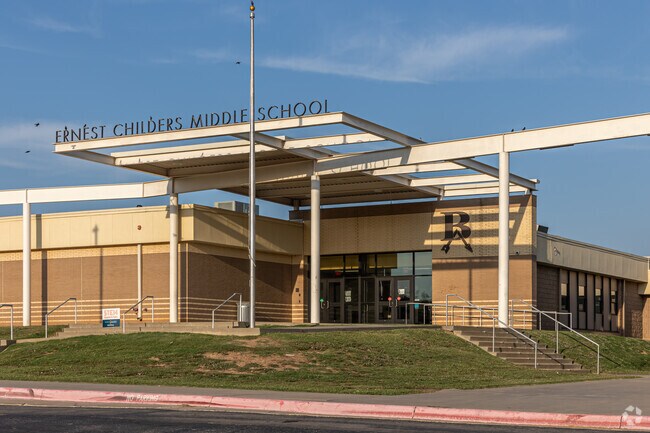 The highly rated Childer's Middle School serves children in grades sixth through eighth.