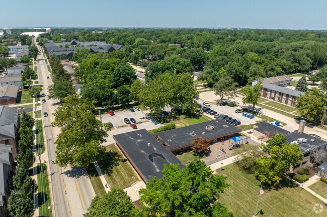 Students are the highest priority at Hammitt School At The Baby Fold.
