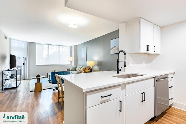 1221 S Eads St unit 1-0517, Arlington, VA 22202 - photo 7