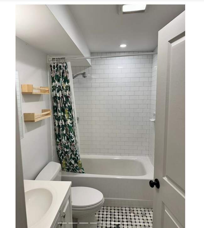 101 School St unit 2, Somerville, MA 02143 - photo 7