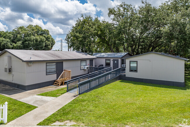 Oldsmar Christian School has state of the art portable classrooms for students.