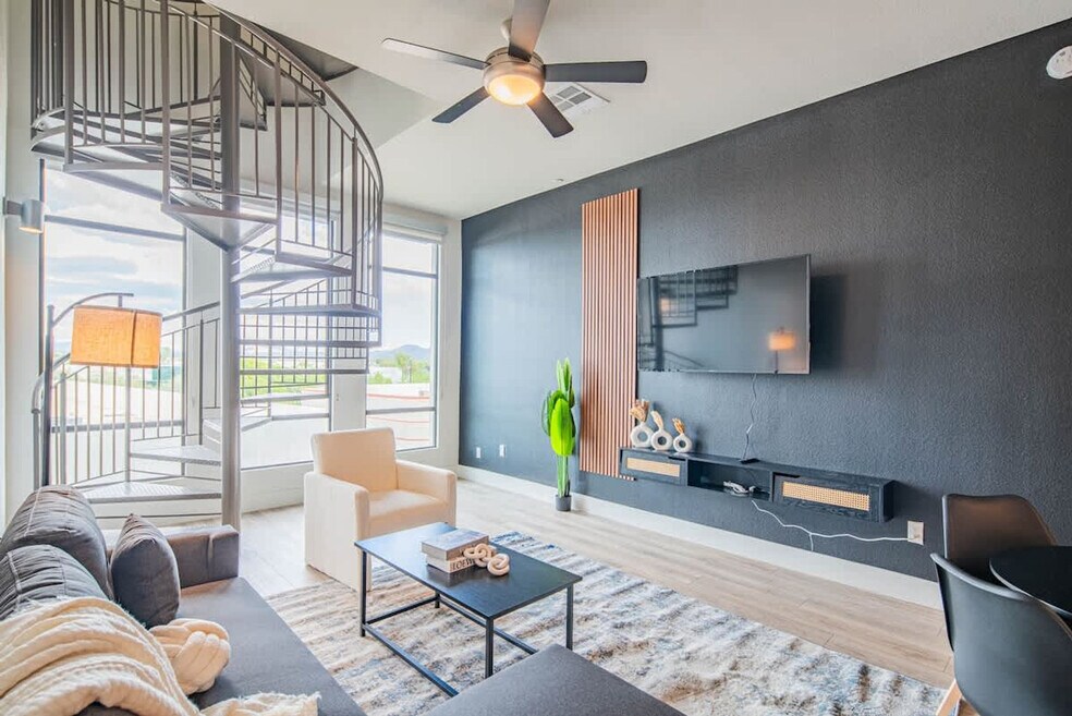 15501 N Dial Blvd unit ID1263151P, Scottsdale, AZ 85260 - photo 1