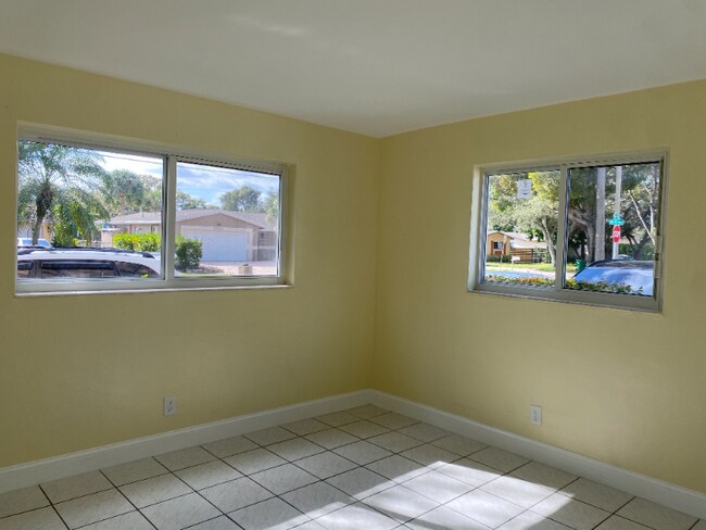 5290 SW 90th Way unit 1, Cooper City, FL 33328 - photo 5