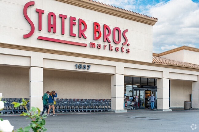Shop at Stater Bros. Markets near Soboba for great deals on groceries in a convenient neighborhood location.