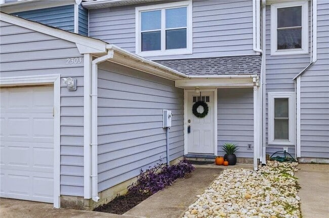 2303 Merl Cir, Virginia Beach, VA 23455 - photo 2