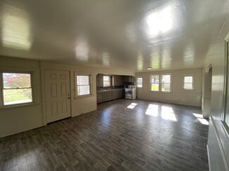 14 Stoltzfus Ln, Leola, PA 17540