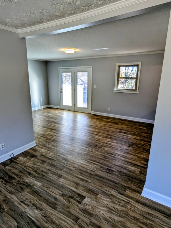 201 Acorn Dr, Greer, SC 29651 - photo 5