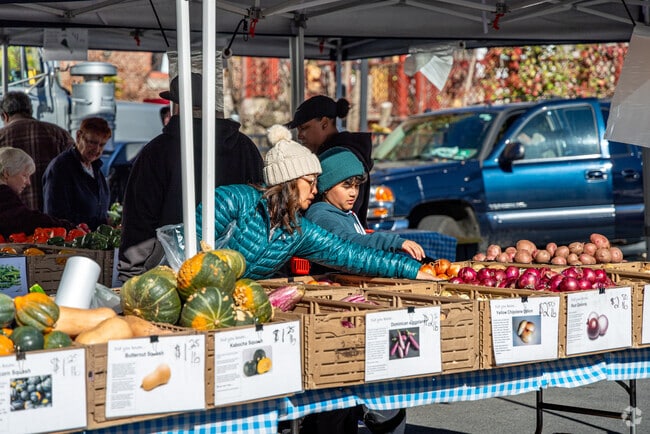 The Warwick Valley Farmers Market offers fresh produce and local goods in the village center.