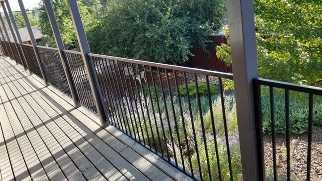 1090 30th St, Boulder, CO 80303 - photo 2