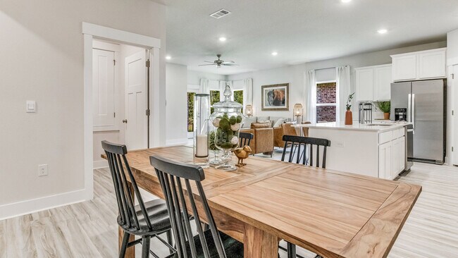 8035 Fox Hunt Dr, Milton, FL 32583 - photo 5