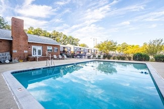 200 Verdant Dr, Greenville, NC 27858