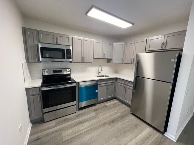 Riverside Apartments, Rahway, NJ 07065 - photo 5