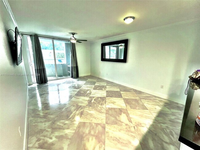 200 Ocean Dr unit 3C, Miami Beach, FL 33139 - photo 5