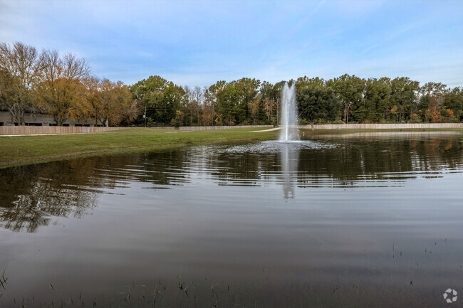 Beautiful fountains can be found scattered throughout the Mills North neighborhood.
