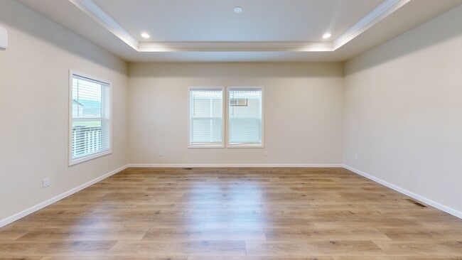 unlisted-address, Outside California, CA 97501 - photo 3