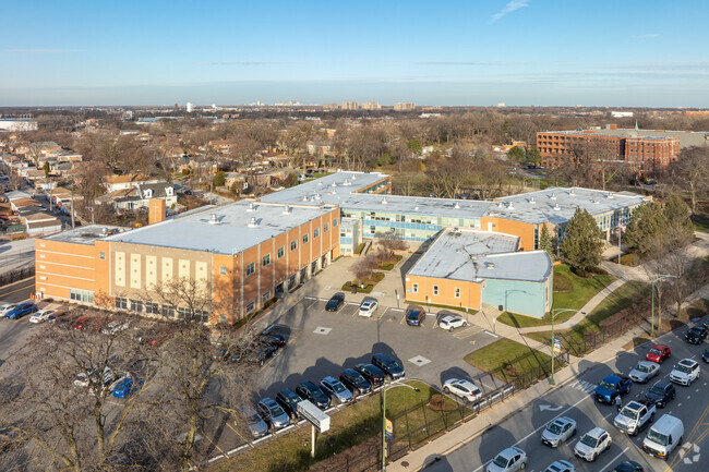 CICS Northtown has an overall rating of B- from Niche.