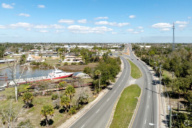 US Highway 98 runs through the middle of Callaway providing a convenient route in and out of the area.