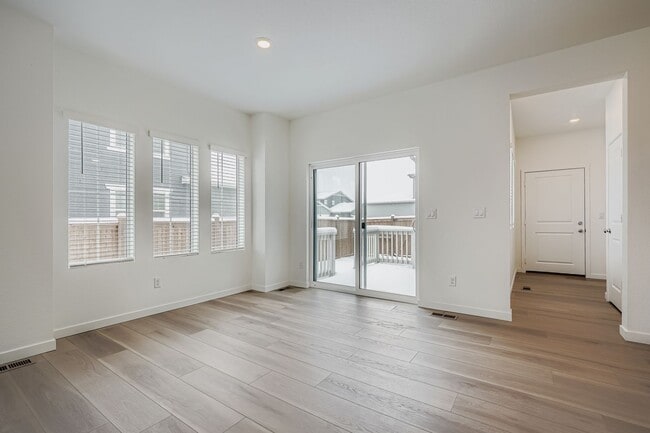 2820 E 153rd Ave, Thornton, CO 80602 - photo 4