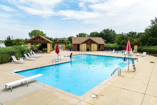 Fox Ridge has a neighborhood pool with a diving board.