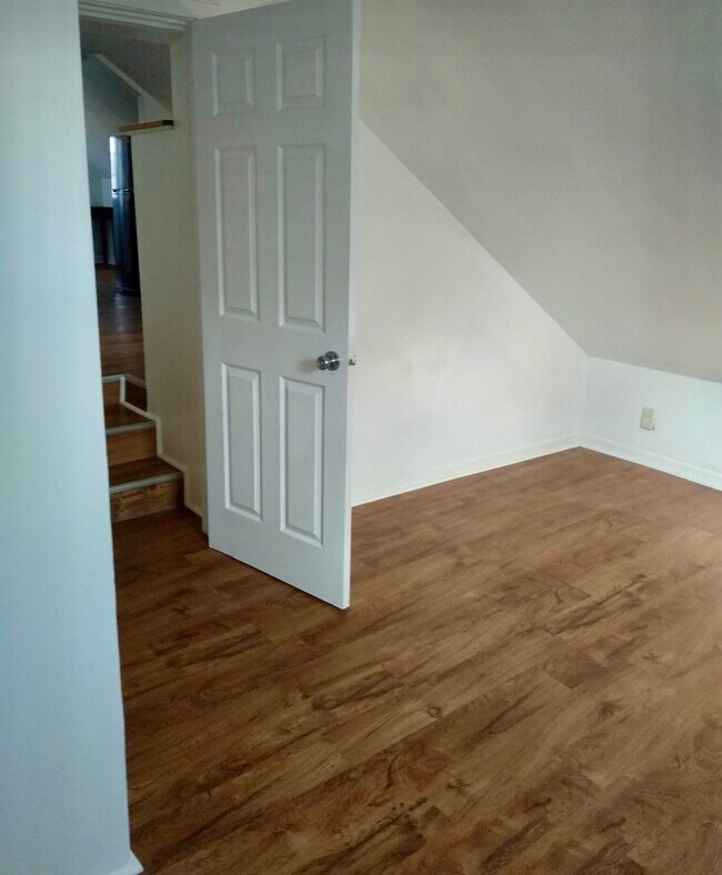 2937 Sachs St unit 2, Madison, WI 53704 - photo 3