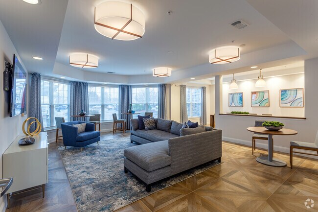 Amelia, South Dartmouth, MA 02748 - photo 5