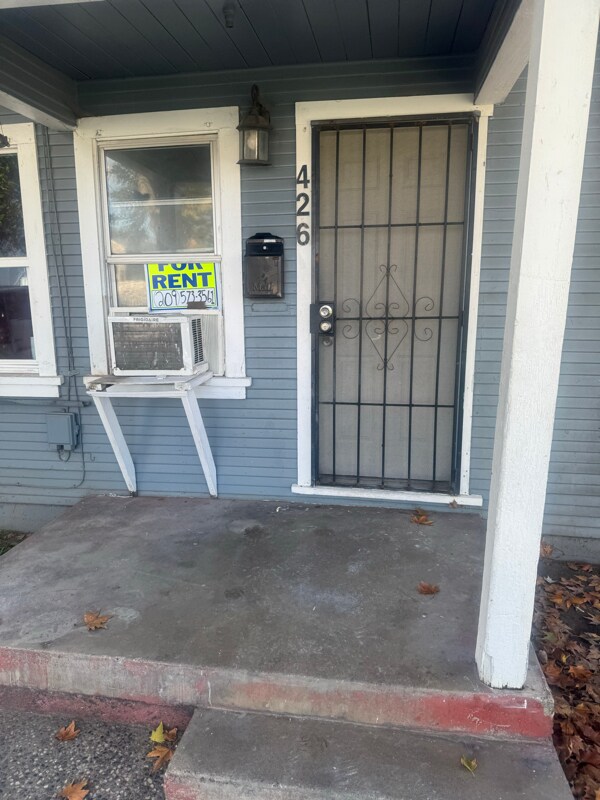426 Columbia Ave, Turlock, CA 95380 - photo 2
